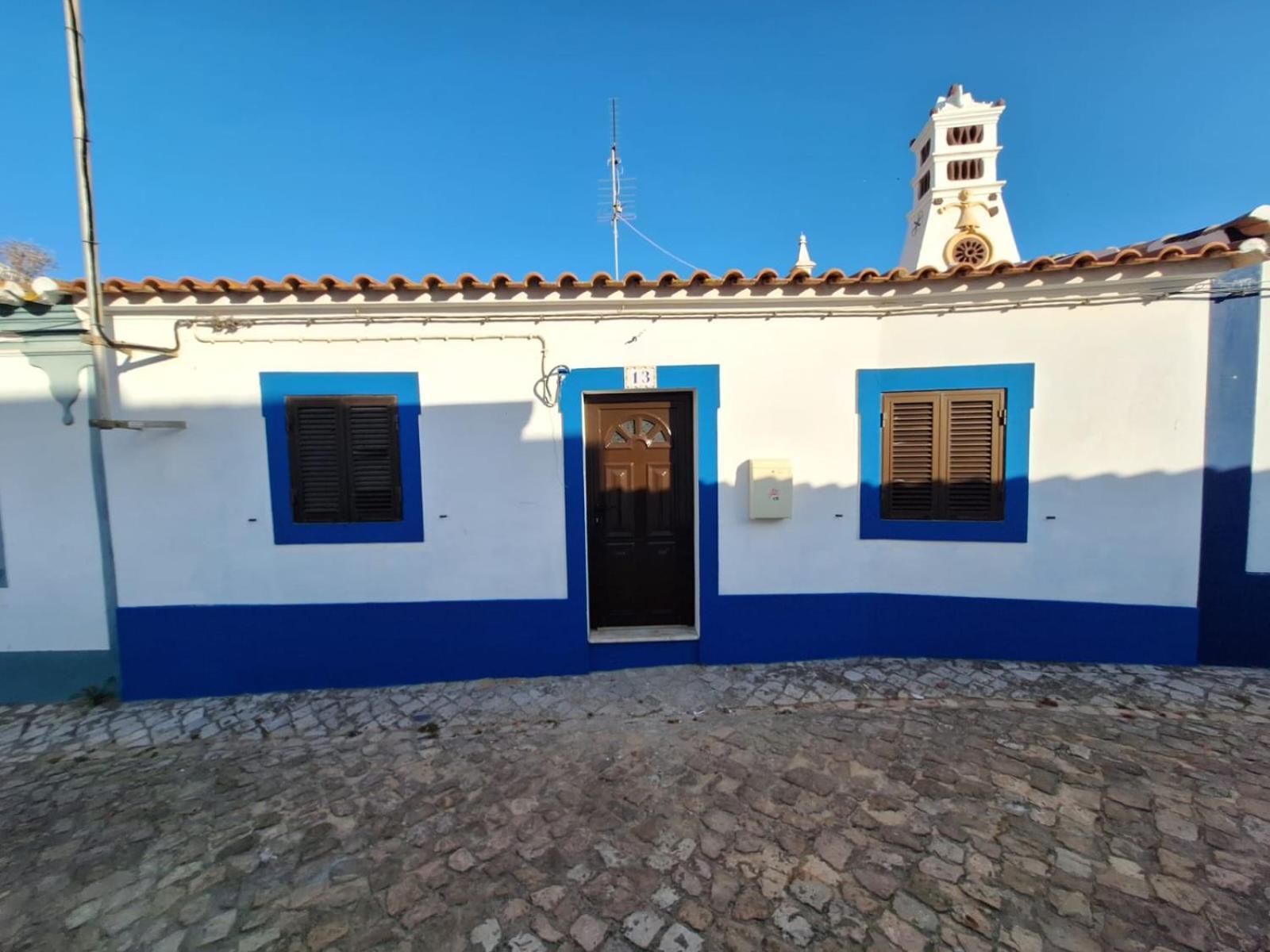 Typical House In Algarve 5m From Porches (Algarve)
